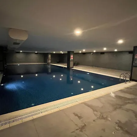 Апартаменты Luxury With Pool In The Center Of Стамбул