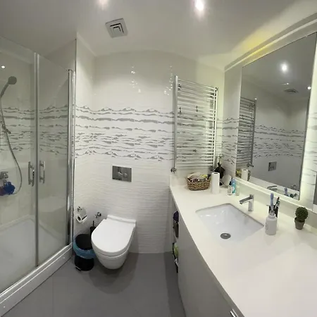 Апартаменты Luxury With Pool In The Center Of *